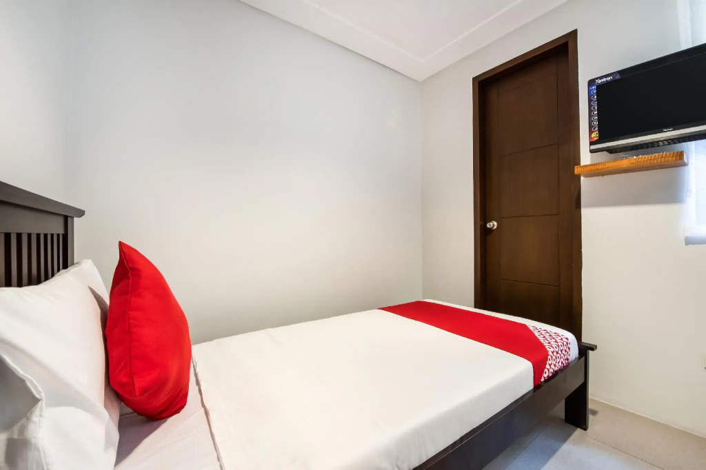 OYO 507 Terran Suites
