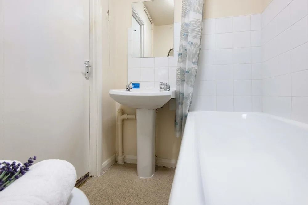 The Hereford Road Lodge - JFB4