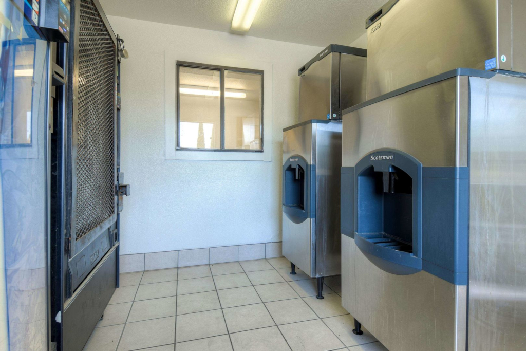Motel 6-Chula Vista, CA - San Diego