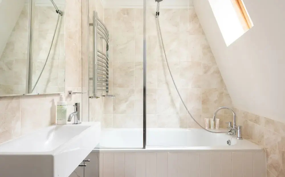 The Denmark Hill Retreat - Bright & Spacious 3bdr House With Terrace