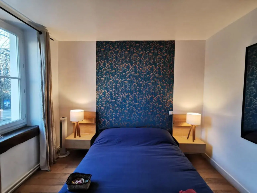 Central & Nice ! 3 Bedrooms, 2 Bathrooms