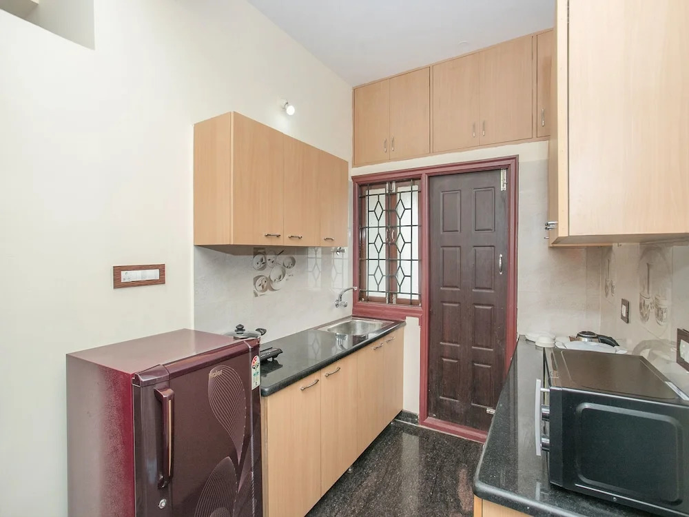 OYO 15482 Delite Suites