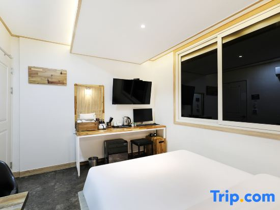 Gukmin Hotel