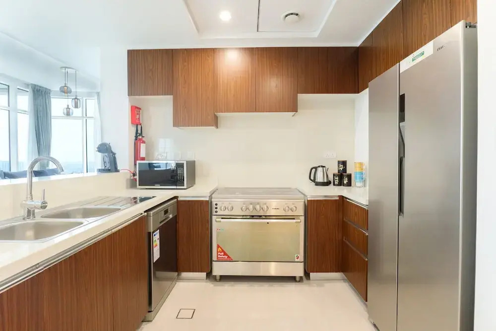 HiGuests - Park Gate Residence Tower C