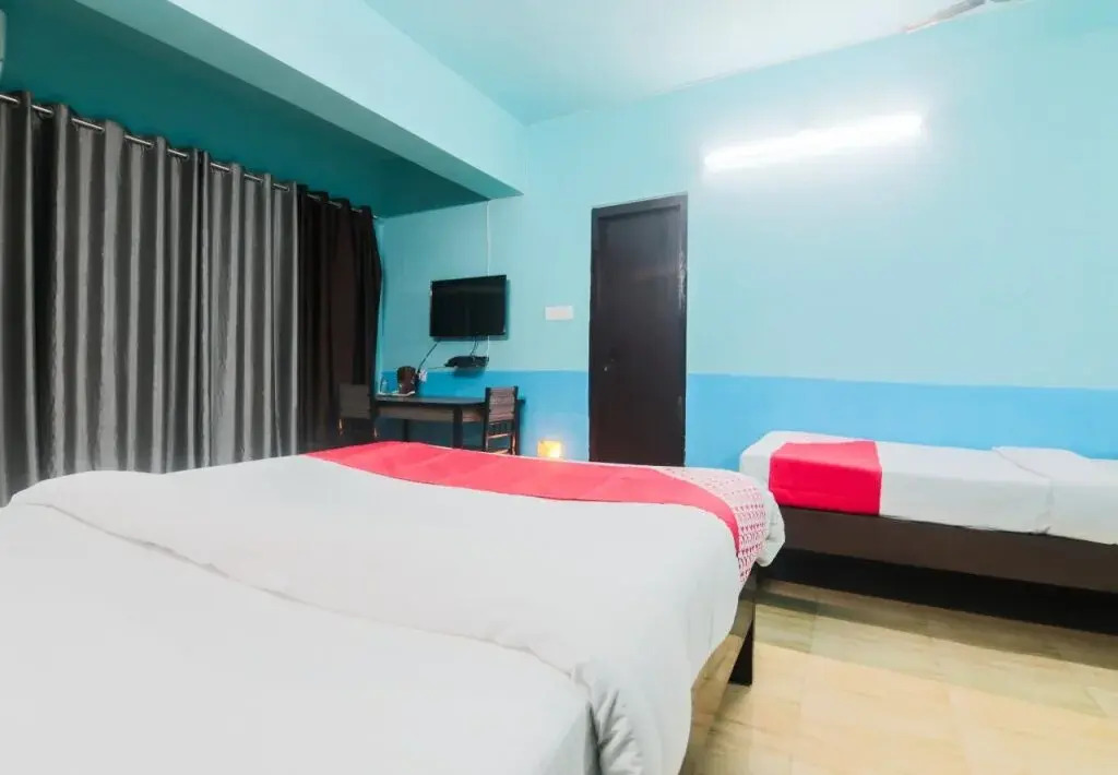 Oyo 24478 Mid City Guest House