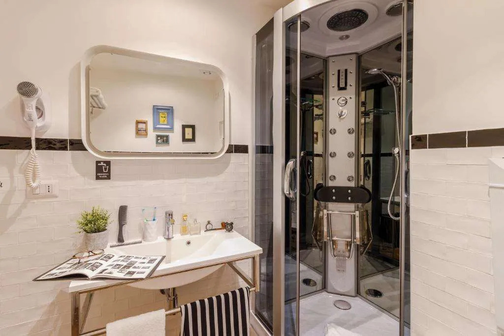 Athena Guest House