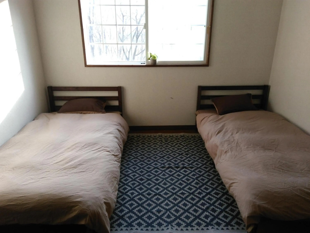The Bohemians Shelter