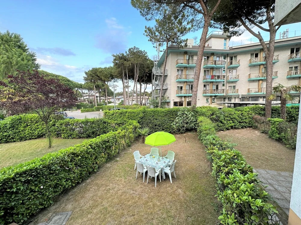 Spetacular Villa on two Floors With Garden 10 Minutes From the sea by Beahost