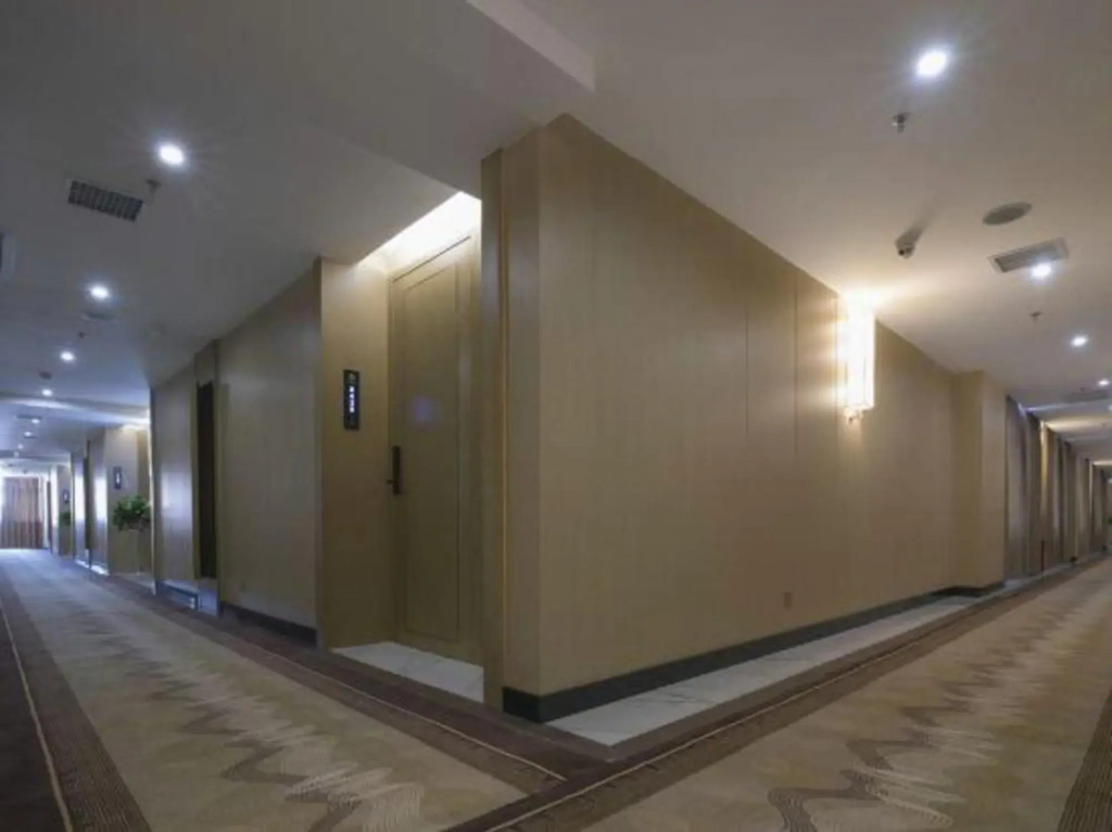 Yueji Smart Hotel