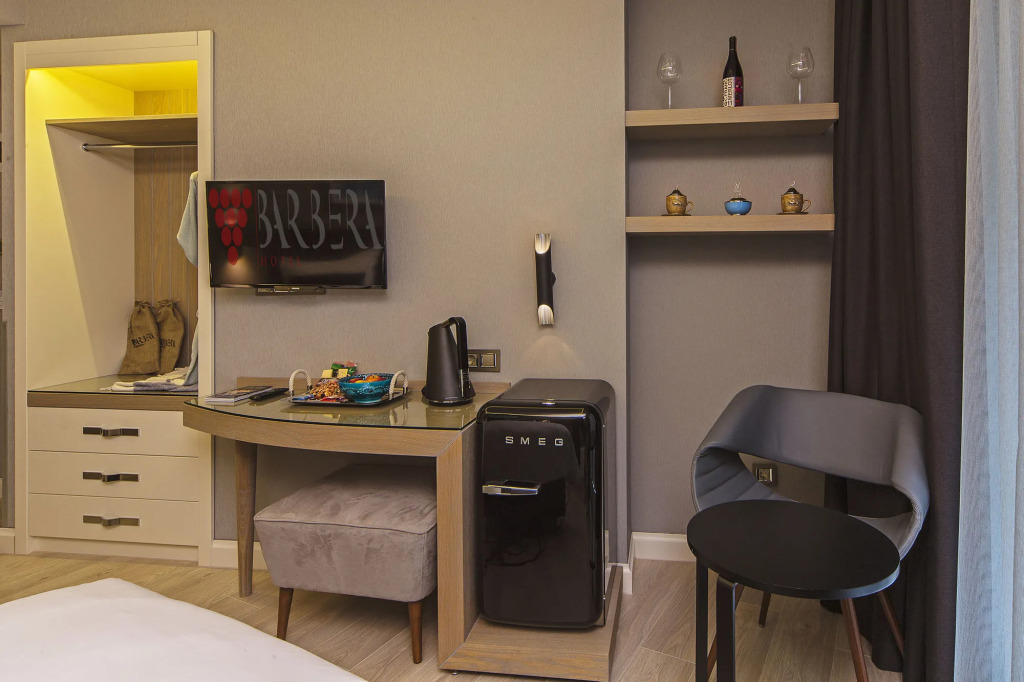 Barbera Hotel