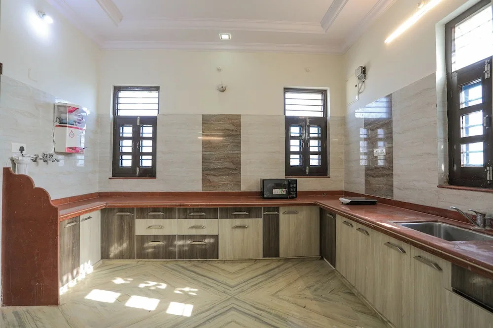 OYO 10286 Home Heritage Stay Goverdhan Vilas