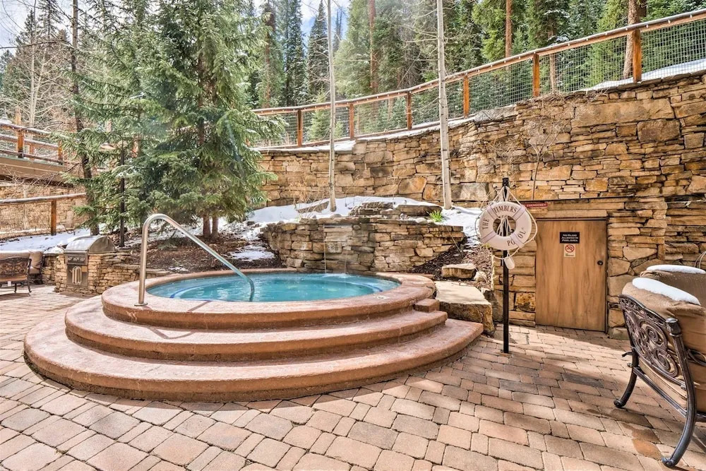 Premier 2 Bedroom Ski in, Ski out Vacation Rental at the Timbers With the Best Access to Skiing in Keystone