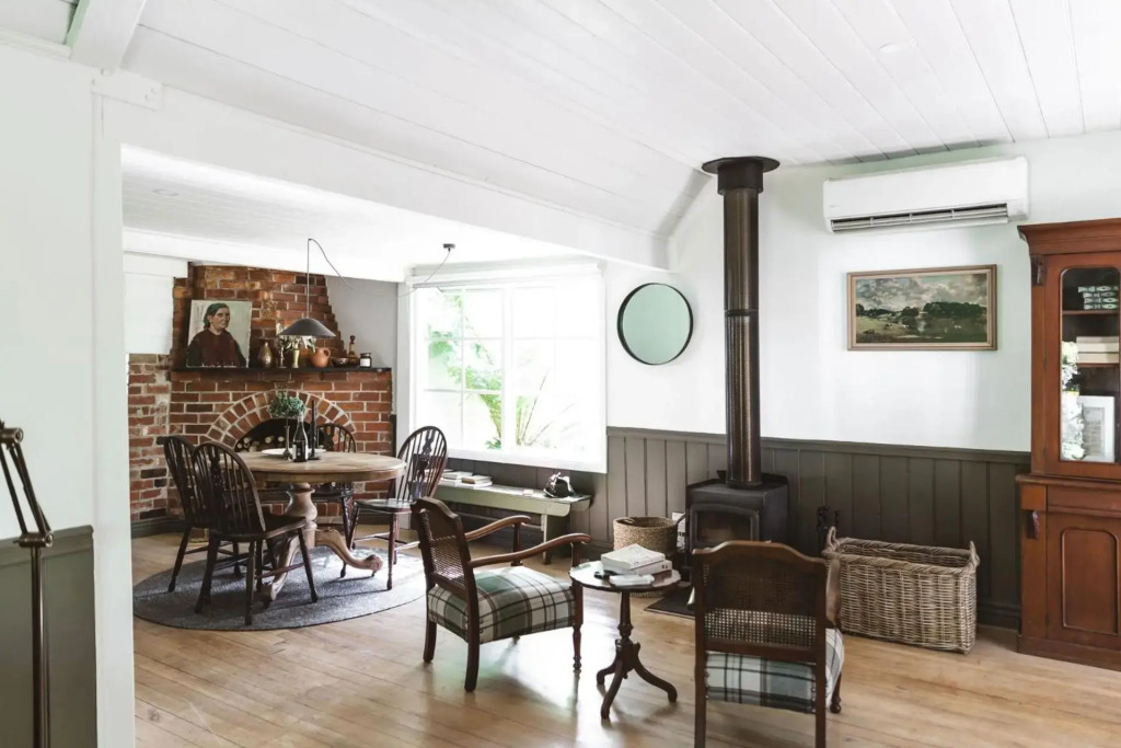 Phoebe's Cottage