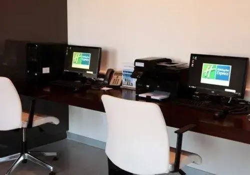 Holiday Inn Express Istanbul - Ora