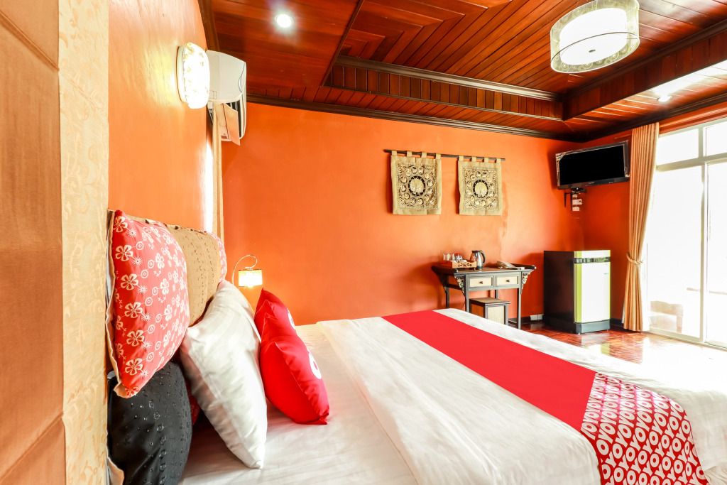 Golden Nakara Resort