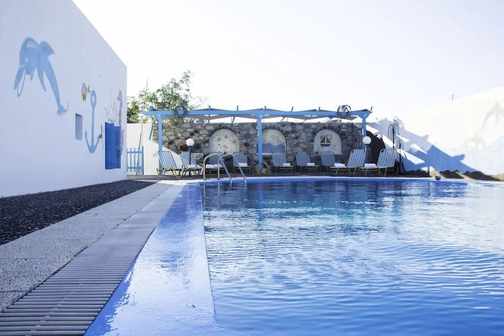 Stellas Guest House