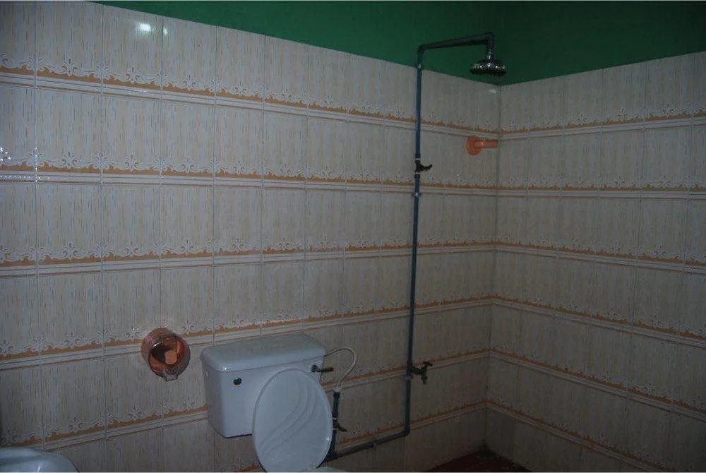 Adesua Hotel-Hostel