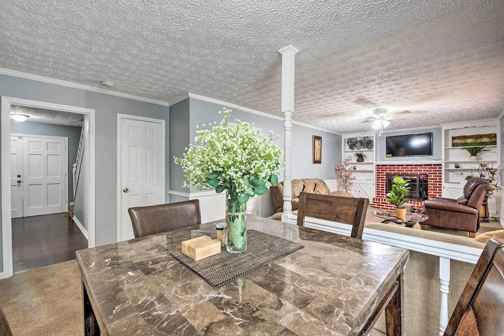 Charming Marietta Home ~ 7 Mi to Downtown!