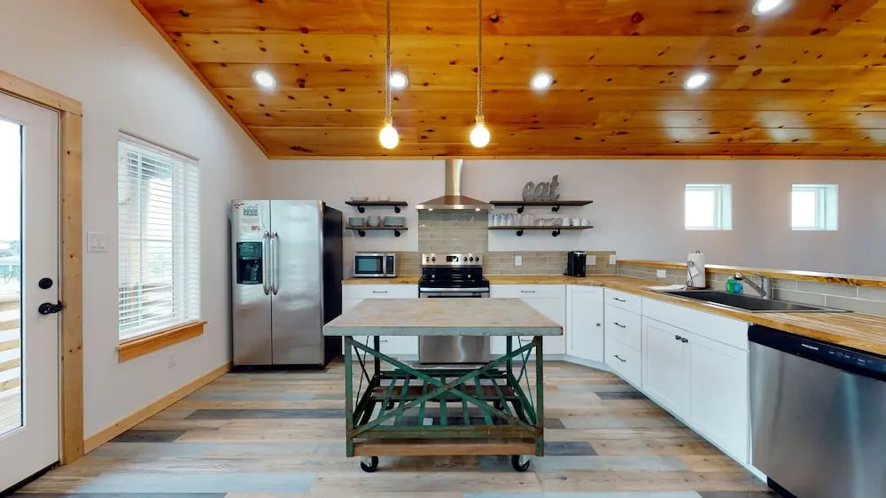 Port A Fish Camp - Trout House 3 Bedroom Home