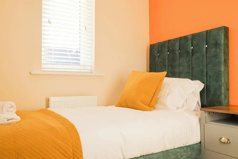 Spacious 5-bed Contractor House - Parking Wi-fi