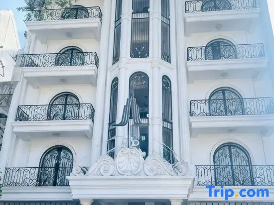 WISELY Hotel