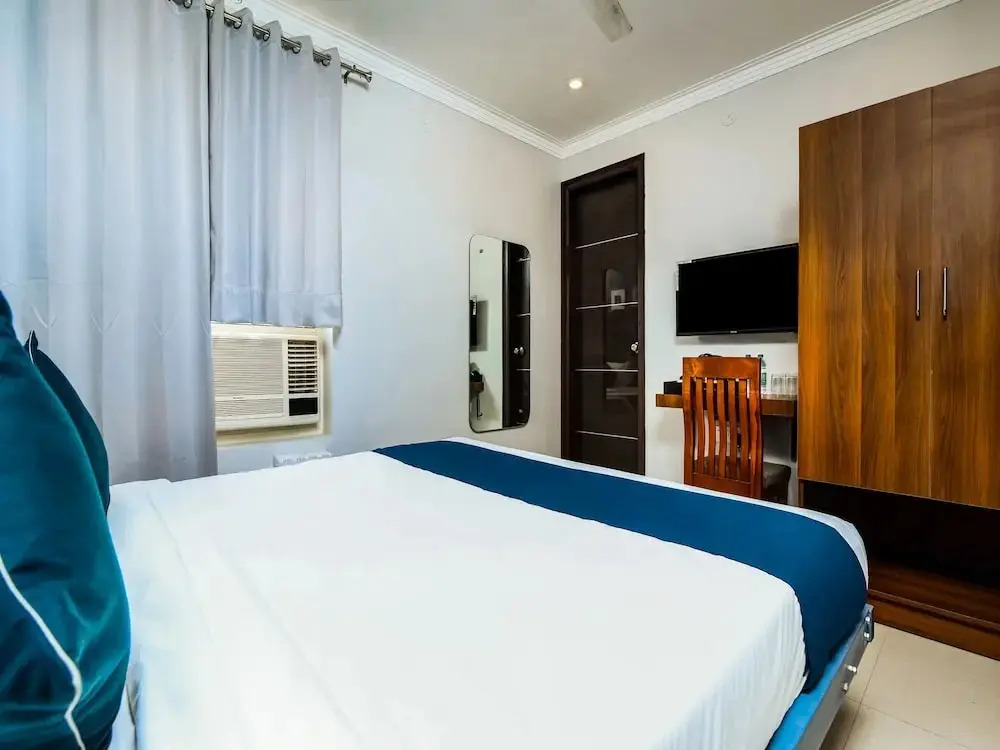 Silverkey Executive Stays 19653 Star Mall