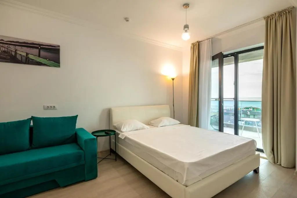 North Club Apartments II