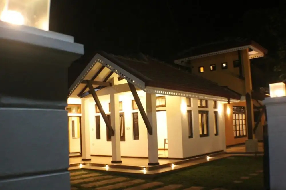 Sayo Villa