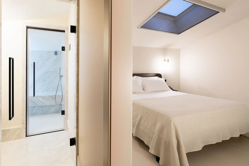 Byssus Suites