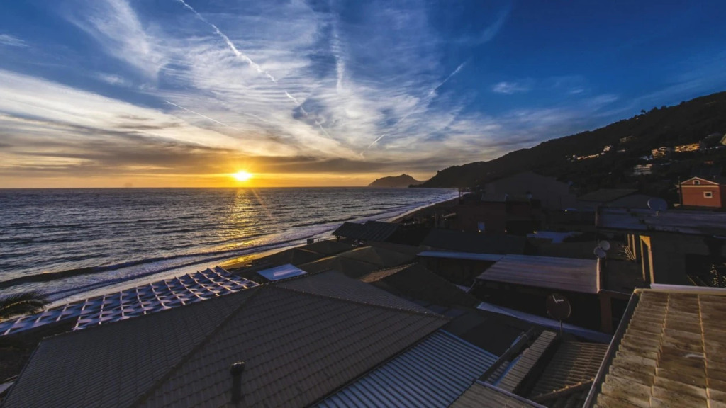 Sea Breeze Hotel & Apartments