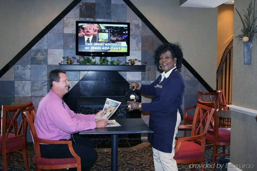 Hampton Inn Charlotte Uptown
