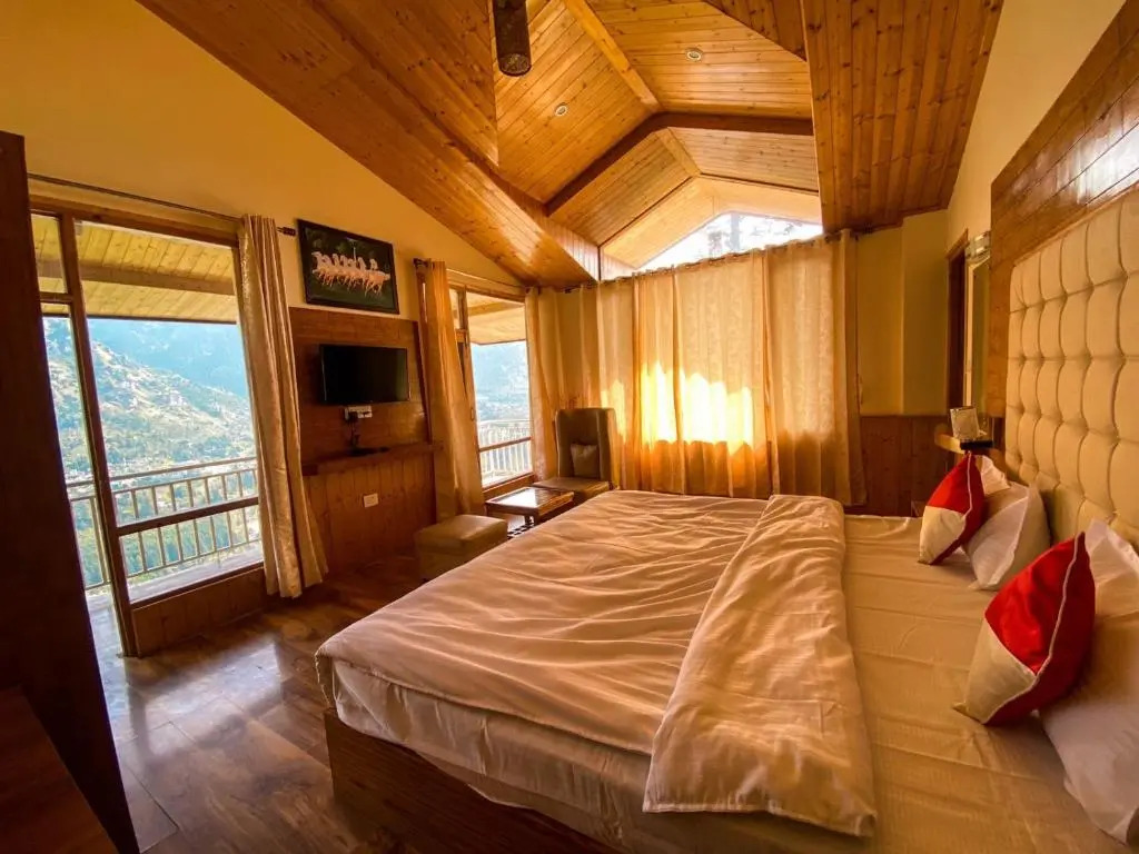 Hotel Grand Oasis Manali