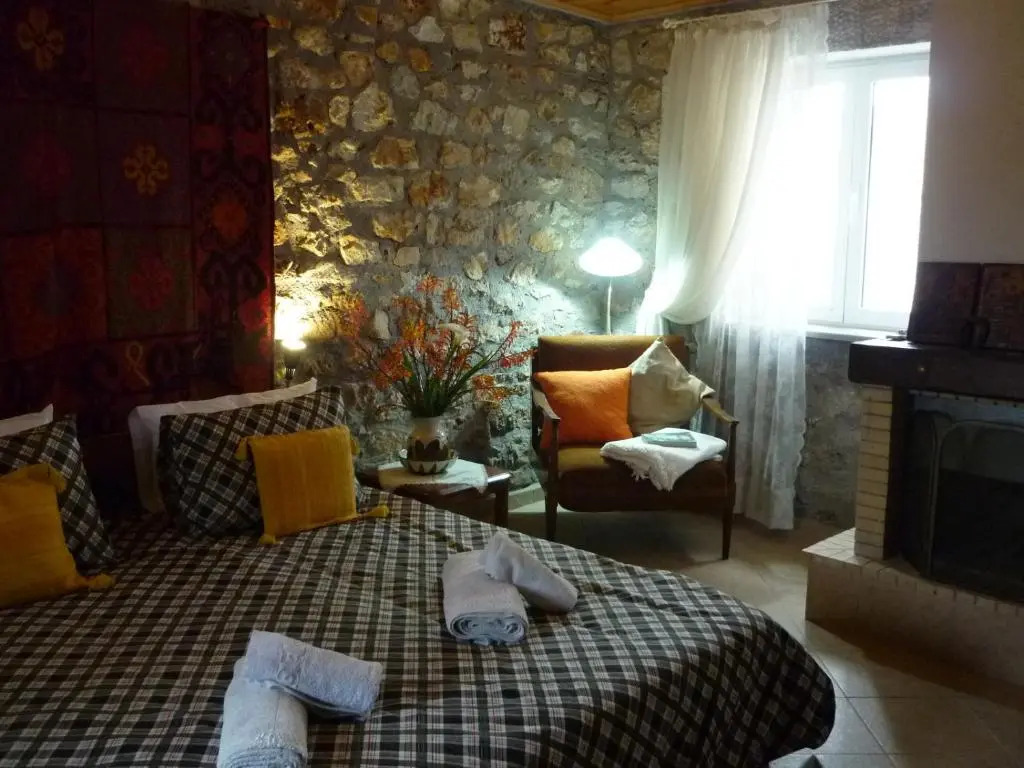 Big Blue Gytheio Traditional Stone built Residence "Απέραντο Γαλάζιο" πετρόκτιστη κατοικία