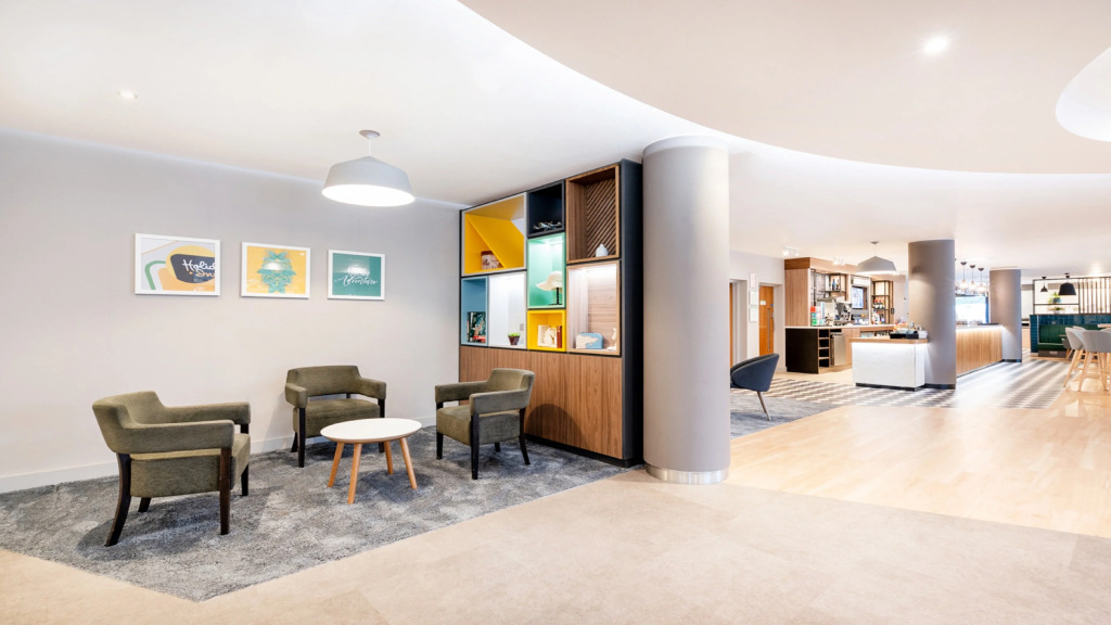 Holiday Inn London Luton Airport by IHG