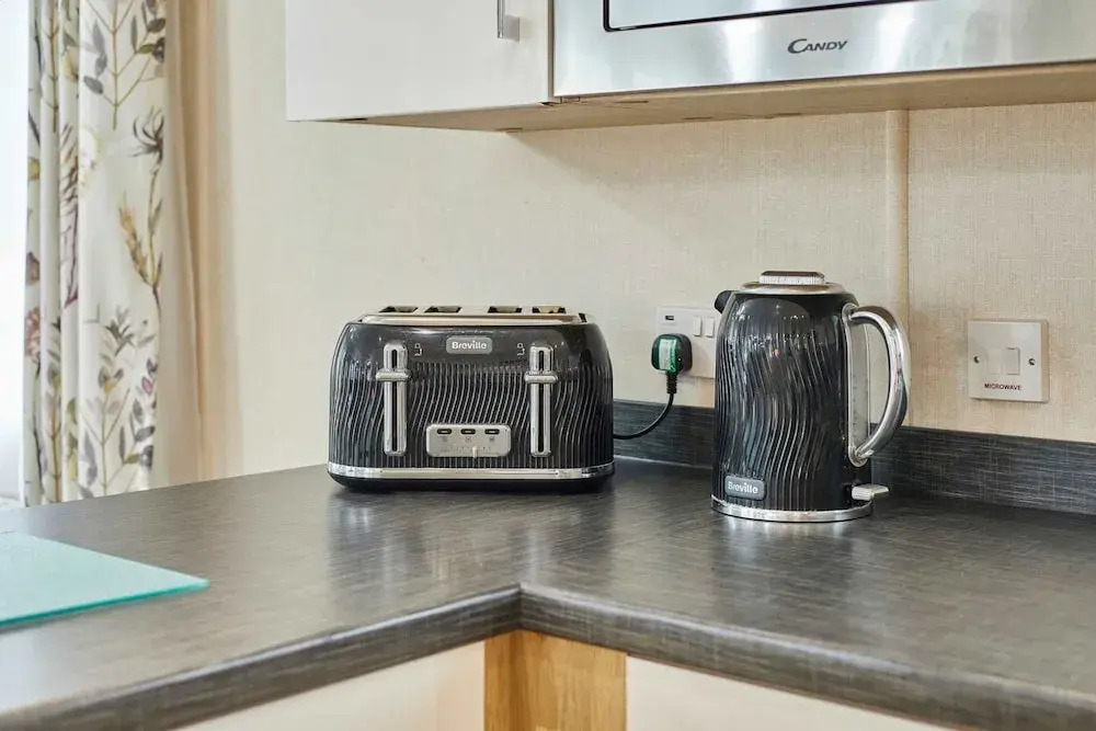 Host Stay Bluebell Lodge