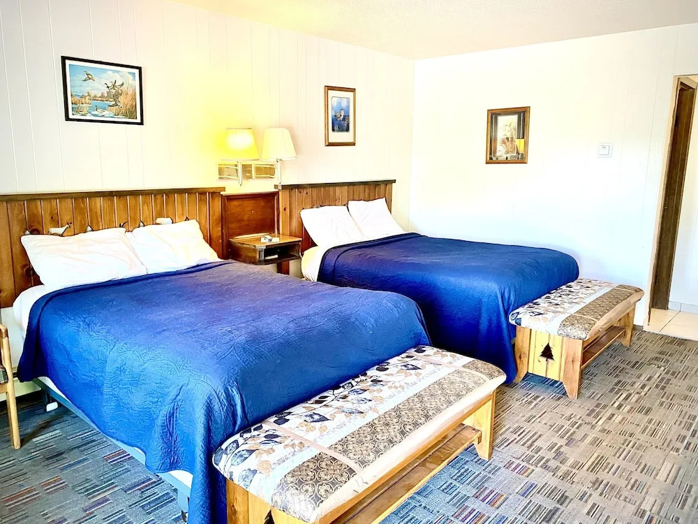 Forest Lake Motel