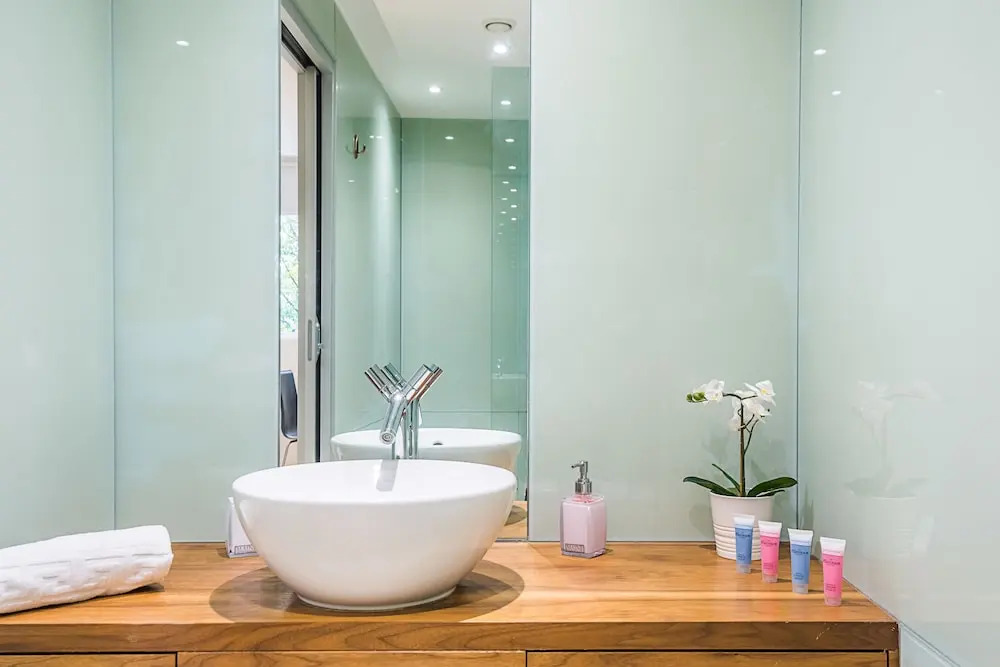 CDP Apartments Bell Street Suite 4