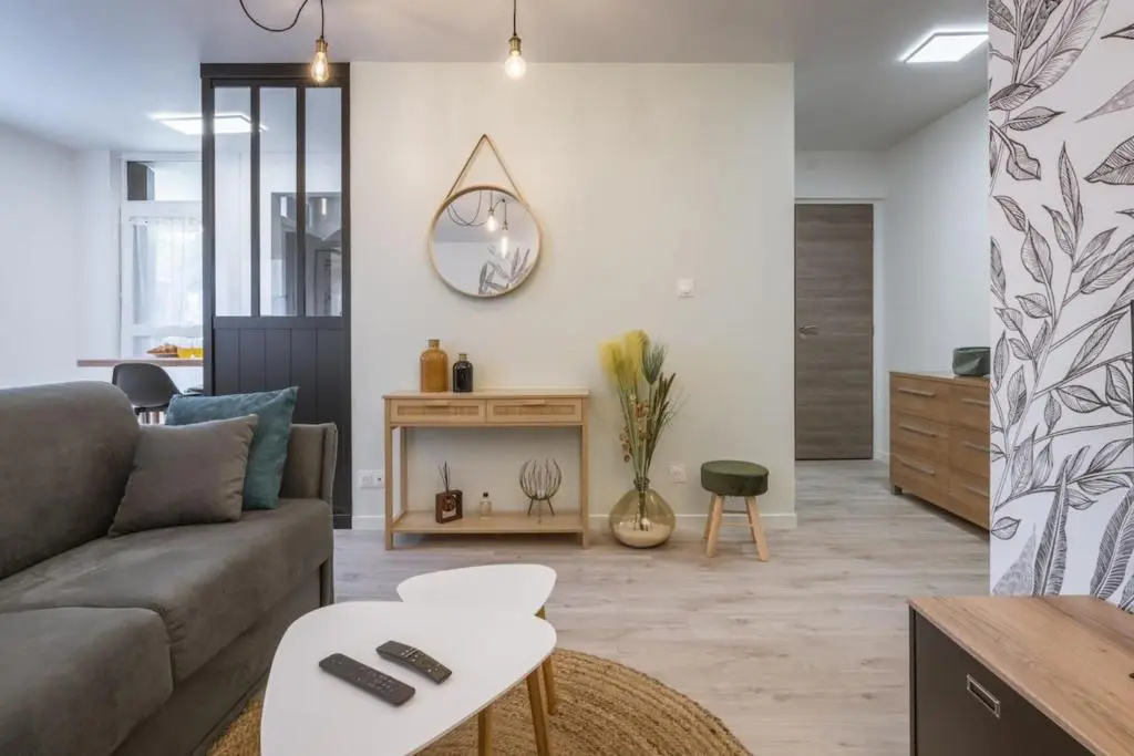 Superbe appartement en vieille ville et à 5 min à pied du lac ! Parking gratuit