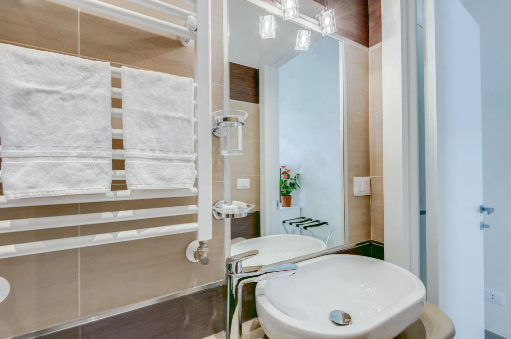 Penta Luxury House