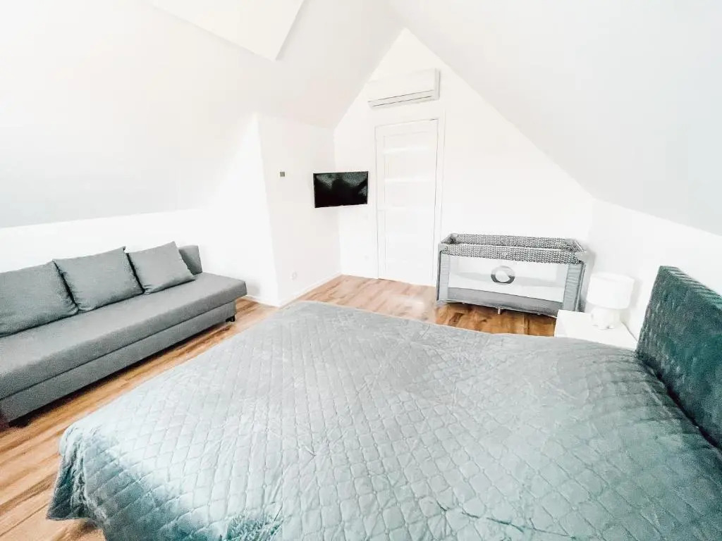 DREAM HOUSE PALANGA WITH PRIVATE SWIMMING POOL, Hot Tub and Sauna