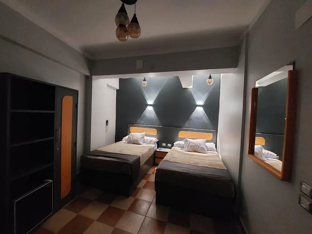 royal hotel