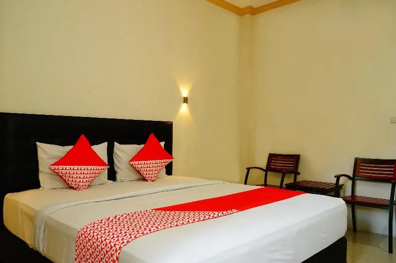 Oyo 629 Grand Vella Hotel