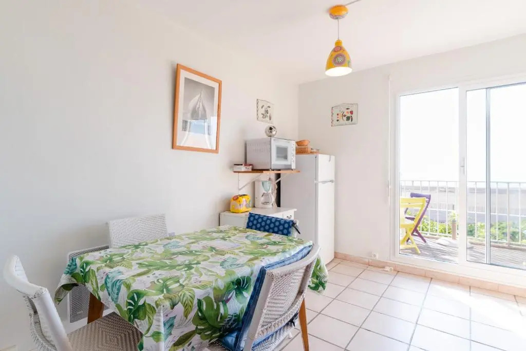 RAG28 : Appartement T2 Cabine 4 couchages NARBONNE PLAGE