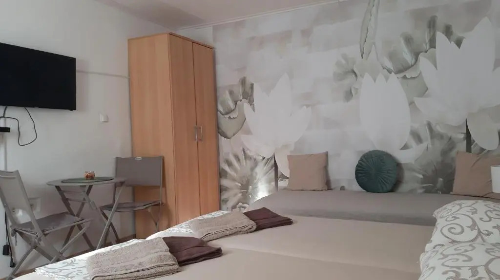 Vicky Apartments
