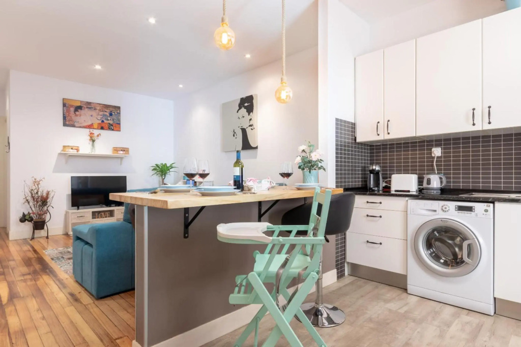 Apartment between Old Town & Guggenheim!! With Parking!!