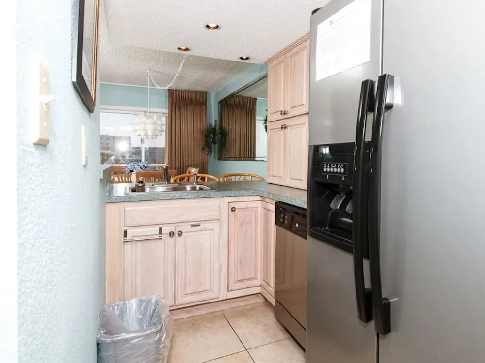 Islander by Brooks and Shorey Resorts