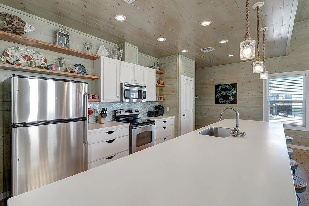 Playin' Hookie 5 Bedroom Home by Redawning
