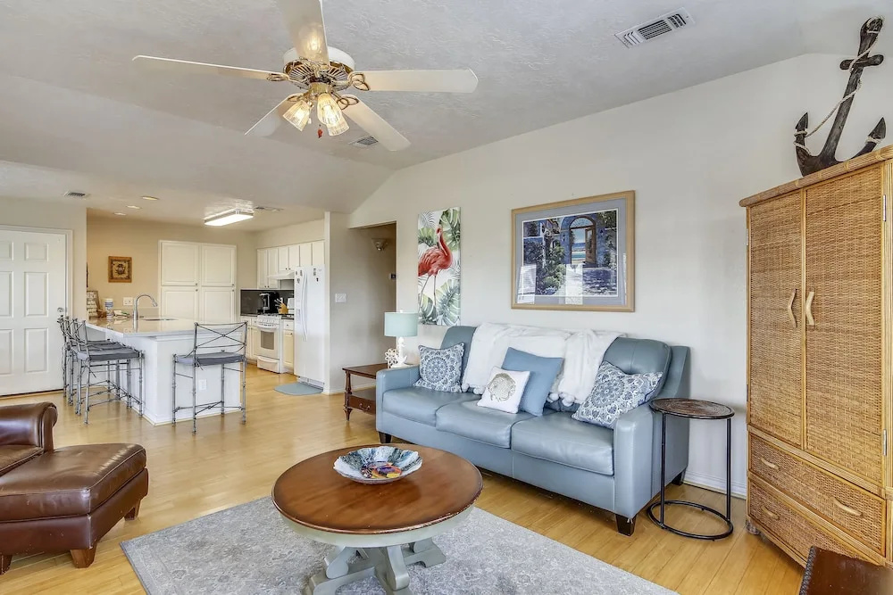 The K And R Resort 3 Bedroom Home