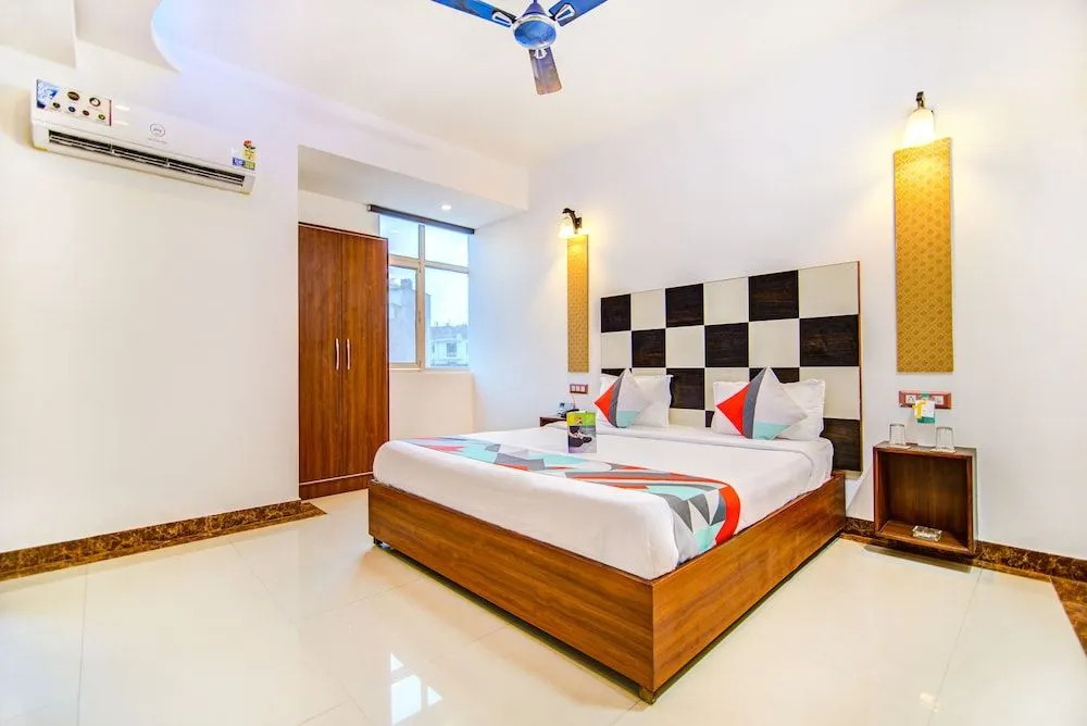 Townhouse 780 Hotel VM Residency