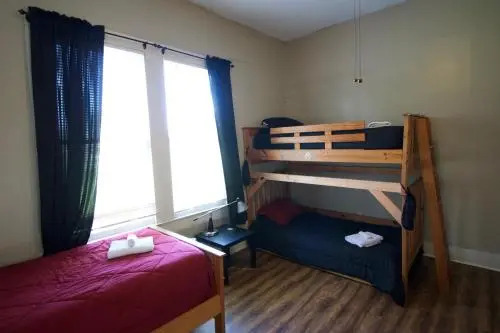 Cajun Hostel Downtown